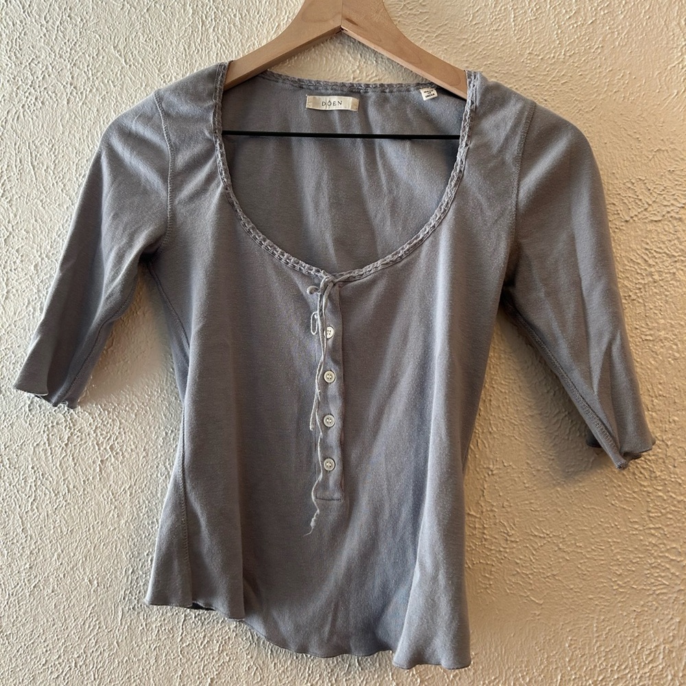 Doen Gray Button-Front Top